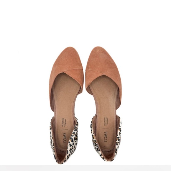 Tom’s Women’s Julie D’Orsay Leopard Print Flats - Picture 2 of 4
